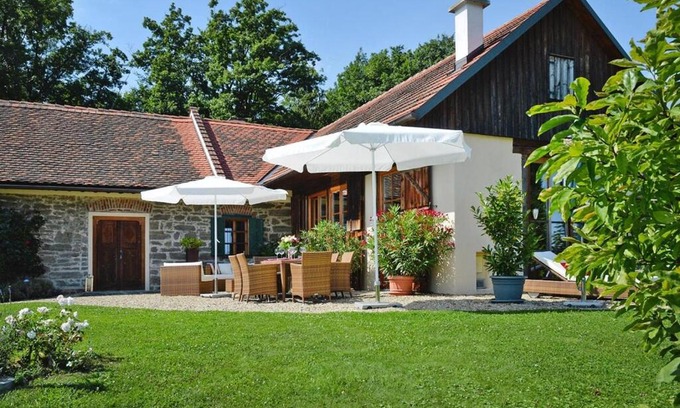 Fehring Haus | Chalet in Styria with Pool & Panoramic Views