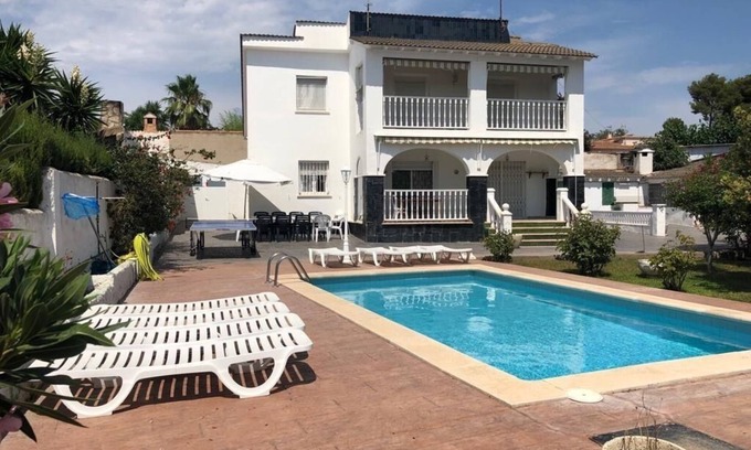El Catllar Skihütte | Chalet 'Villa Con Piscina Privada' mit privatem Pool, privater Terrasse und WLAN