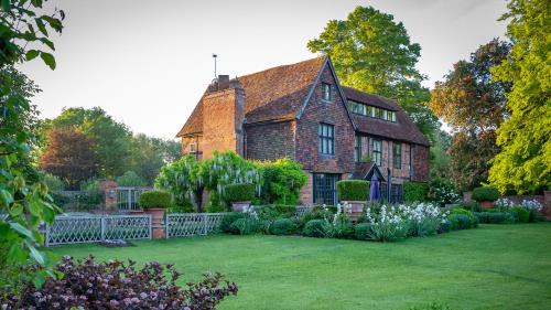 Chinnor Haus | Chalford Manor