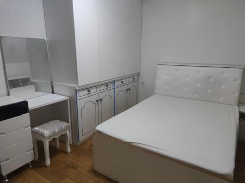 Bobigny Haus | Chambre privée à Bobigny -Salle de bain et toilettes communes, pas de cuisine, check-in après 19h