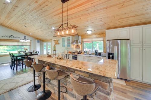 Champion Haus | Champion Vacation Rental with Fire Pit!