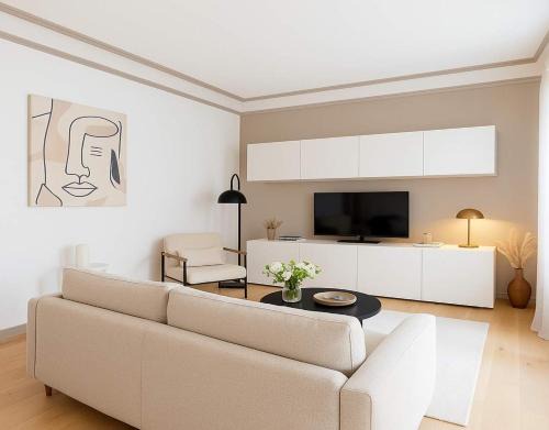 L'Europe Wohnung | Champs Elysees Appartment perfect for families