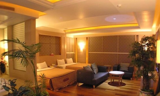 East District Hotel | Changsing Business Motel