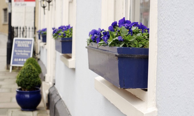 Bury St Edmunds Haus | Chantry Hotel