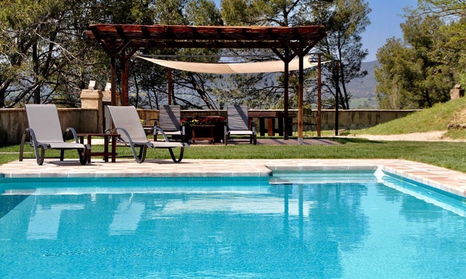 La Torre de Claramunt Wohnung | Chapel Apartment with Private Terrace