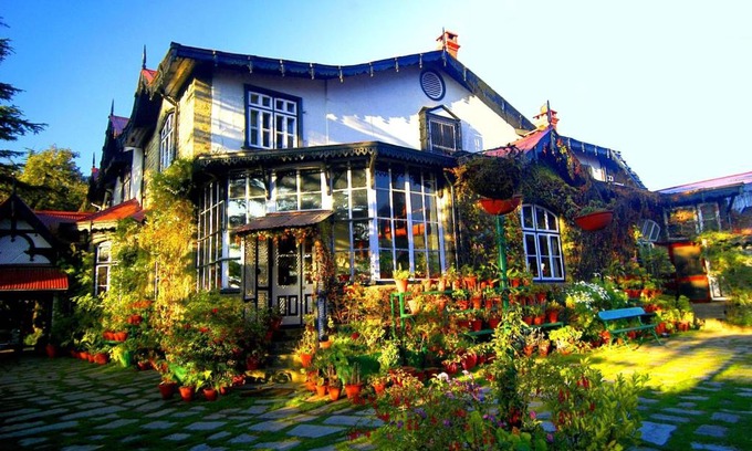 Shimla Haus | Chapslee Hotel