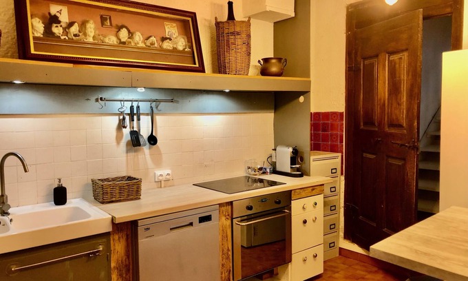 Robion Haus | Character house in the heart of Provence