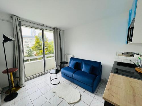 Puteaux Wohnung | Charm studio nearby La Défense Arena