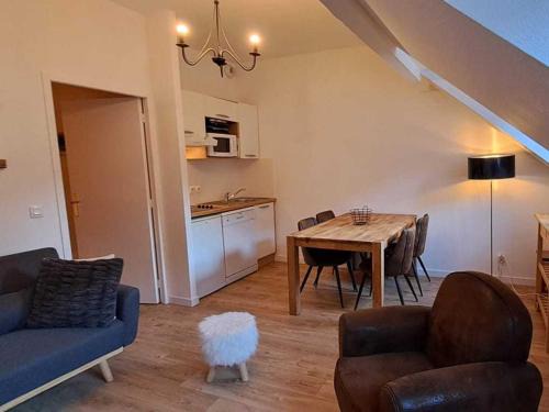 Vignec Wohnung | Charmant 2 Pièces Cabine Rénové avec Piscine à Vignec, 6 Personnes - FR-1-504-596