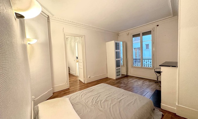 20th Arrondissement Wohnung | Charmant 2pièces de 45m, Calme et Confortable
