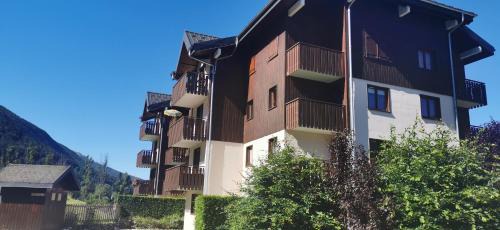 Mijoux Wohnung | Charmant appartement de montagne avec balcon