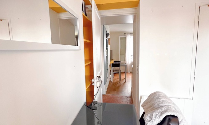 Combat Wohnung | Charmant ET Lumineux 2 Pièces EN Plein Coeur DE Paris