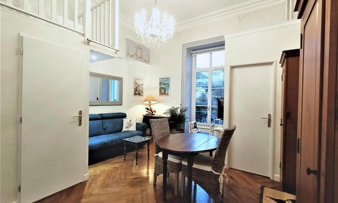 Aix-les-Bains City Center Wohnung | Charmant T1 Bis au cœur d'Aix-les-Bains, à deux pas des thermes, lac et gare, décoré avec soin - FR-1-555-44