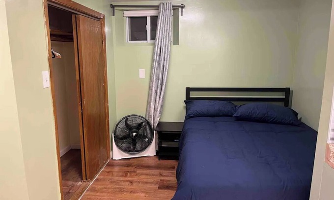 Floral Park Wohnung | Charming 1-bedroom basement apartment in Floral Park with WiFi and AC