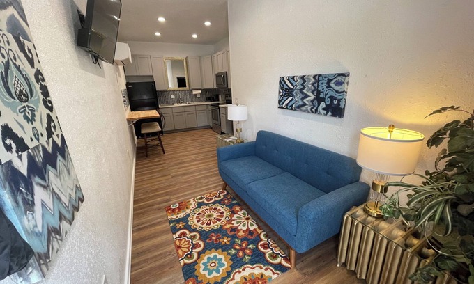 Rountree Wohnung | Charming 1-bedroom apartment with WiFi, AC in welcoming Springfield