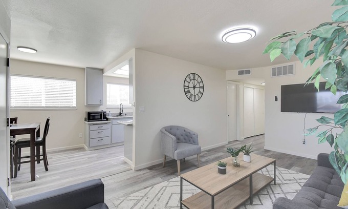 Yuba City Wohnung | Charming 2-bedroom apartment in Marysville