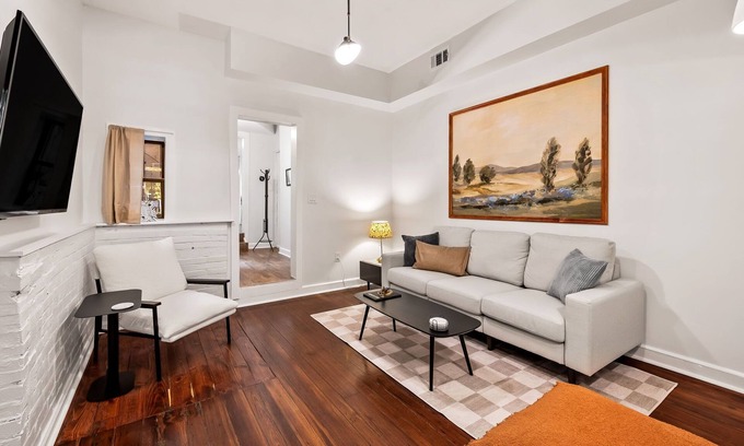 Upper Fells Point Wohnung | Charming 2-bedroom private apartment in Upper Fells Point