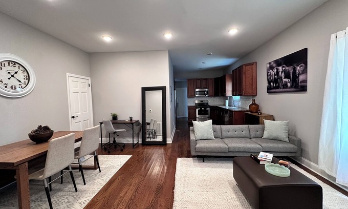 Rahway Haus | Charming 2bedroom Apt walking distance to Downtown Rahway & Train Station to NYC