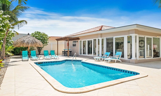 Boroncana Haus | Charming 3BR Oasis with Private Pool