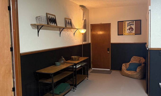 Pendleton Sonstige | Charming 4-bedroom farmhouse in Pendleton! Close to downtown, room for everyone!