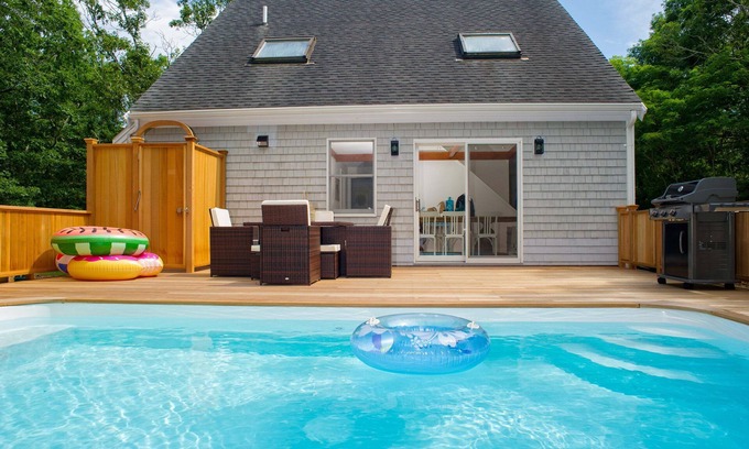 Edgartown Haus | Charming 4B island getaway with revitalized pool area, beach decor, pet-friendly