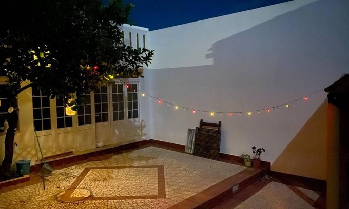 Mourao Haus | Charming 5-bed House in Granja