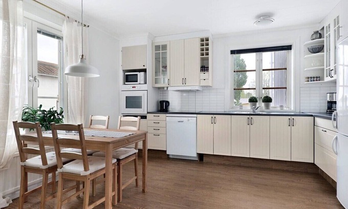 Pitea Municipality Wohnung | Charming apartment near wind farm