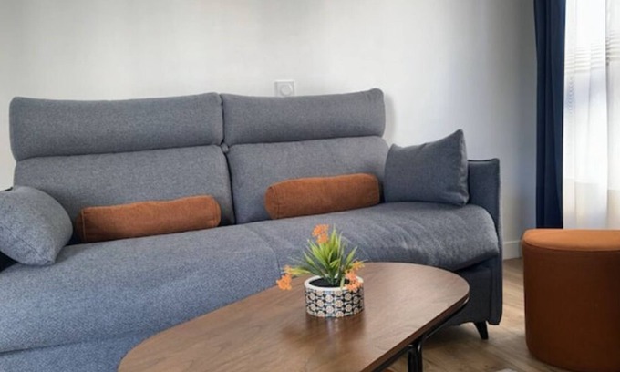 Parc-Nord Wohnung | Charming apartment with terrace, near Paris