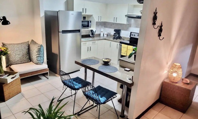Escazu Wohnung | Charming apt in exclusive area close to Starbucks, escazu avenue, Hospital Cima.