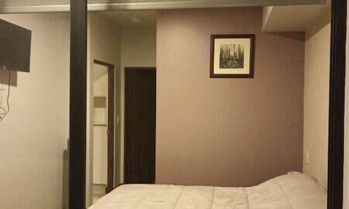 Cinco Esquinas Wohnung | Charming Apt w/ Pool+Gym+Co-work