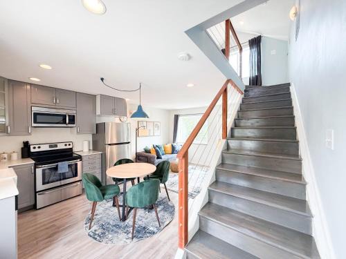 Trinidad Bed & Breakfast | Charming B&B Mezzanine with Free Parking!