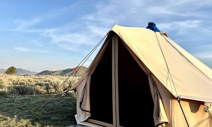 Hot Springs Wohnmobilvermietung | Charming Bell Tent for Glamping Escapes to Montana