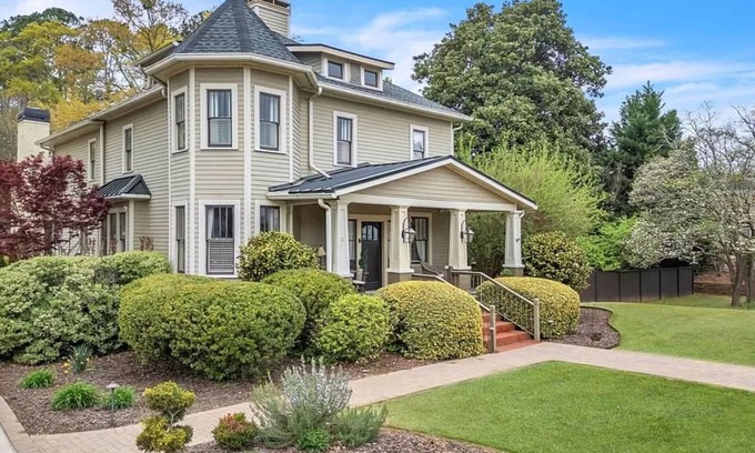 Woodstock Haus | Charming, Beloved Retreat Steps away from Historic Downtown Woodstock!3BD w/Pool