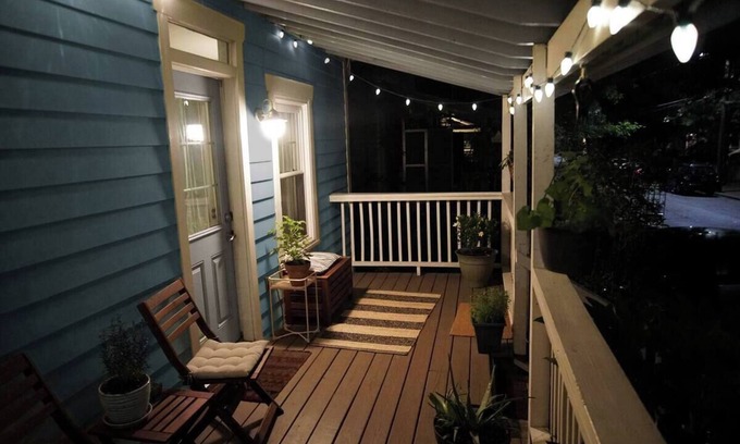 Cabbagetown Haus | Charming bungalow in walkable historic district