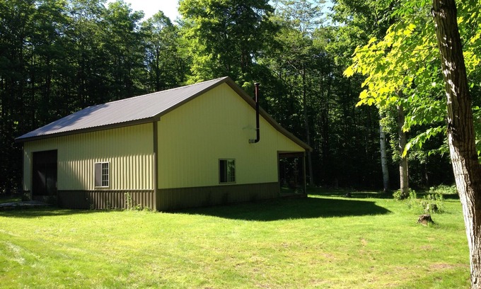 Cheboygan Haus | Rustic Cabin, 6 miles from Mackinac Bridge, sleeps 6 on 10 secluded acres