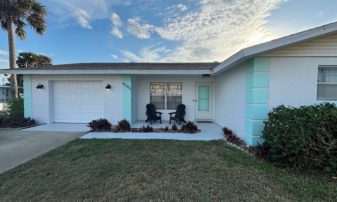 Port Orange Haus | Charming Coastal Retreat