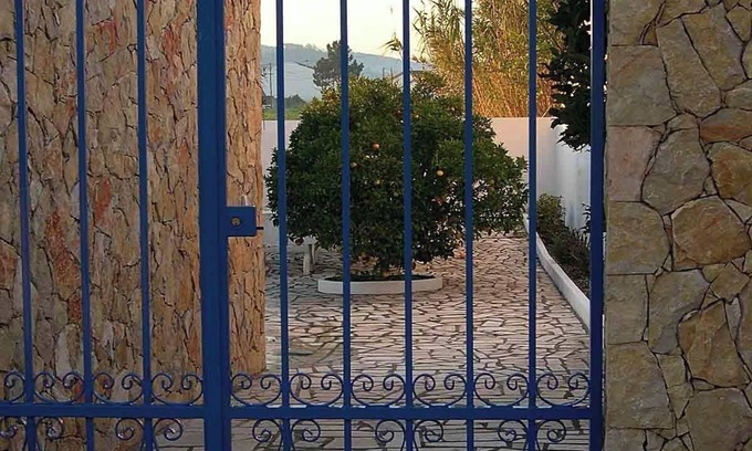 Famalicao Haus | Charming Converted Rural Farmhouse Steps Away From Beautiful Nazaré Beach