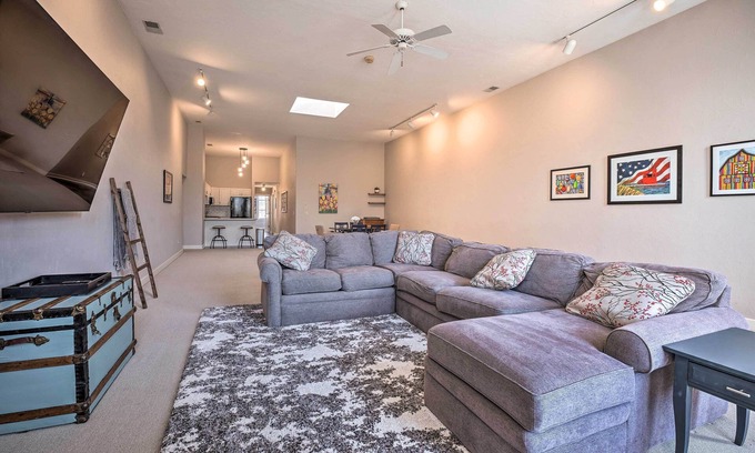 Holland Wohnung | Charming Dtwn Holland Escape: Above Crust 54!