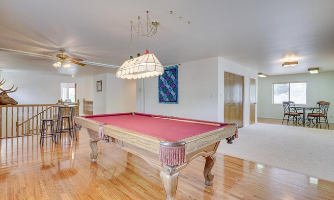 Elko Haus | Charming Elko Home with Pool Table!