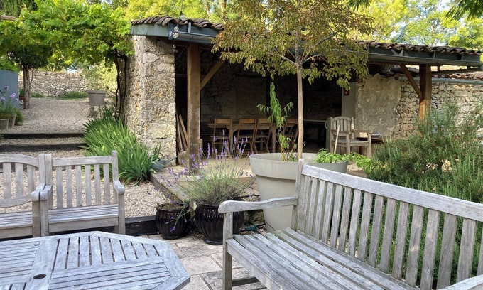 Touffailles Haus | Charming gîte with swimming pool & large garden, Tarn-et-Garonne