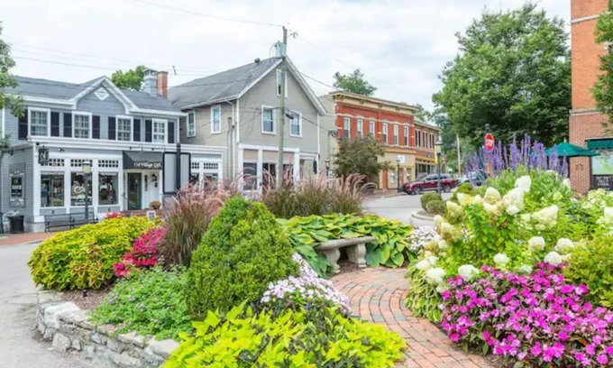 Glendale Haus | Charming Glen Gables Suite
