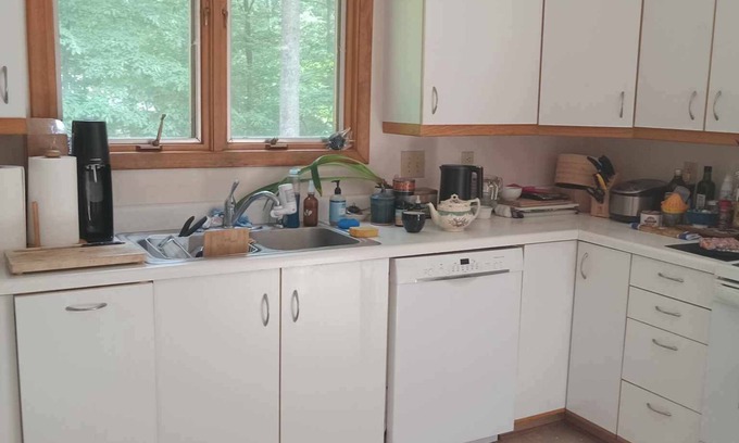 Saint Andrews Haus | Charming guest suite in multi-leveled house in Sewanee.