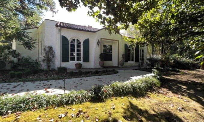 High Point Haus | Charming High Point Historical Home only minutes from HPU and Furniture Market