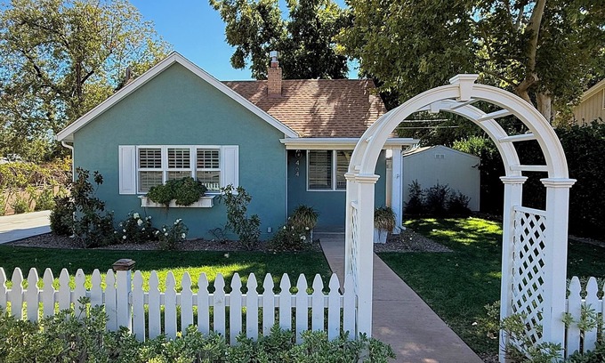 St. George Haus | Charming Historic Cottage in Downtown St. George