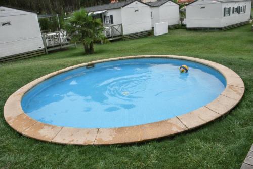 Burinhosa Haus | Charming House in Pataias with Shared Pool