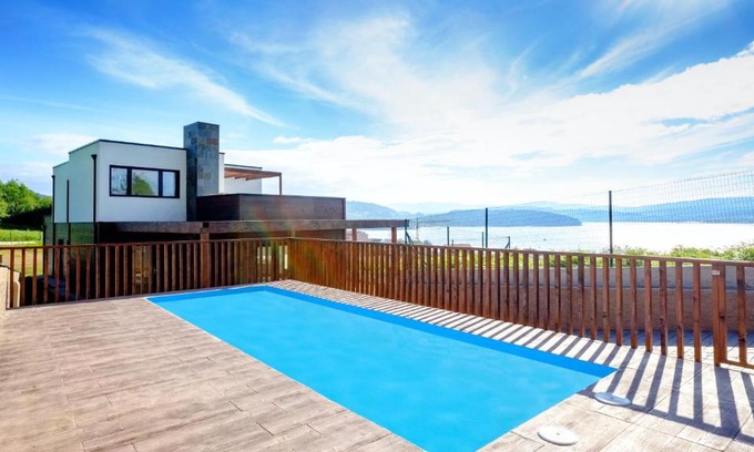 Outes Haus | Charming House Sea View in Outes