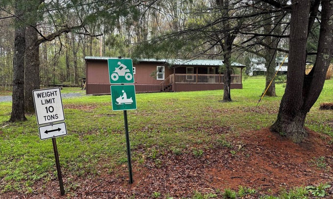 Hyner Haus | Charming mobile home with WiFi and AC in lovely Cross Fork.