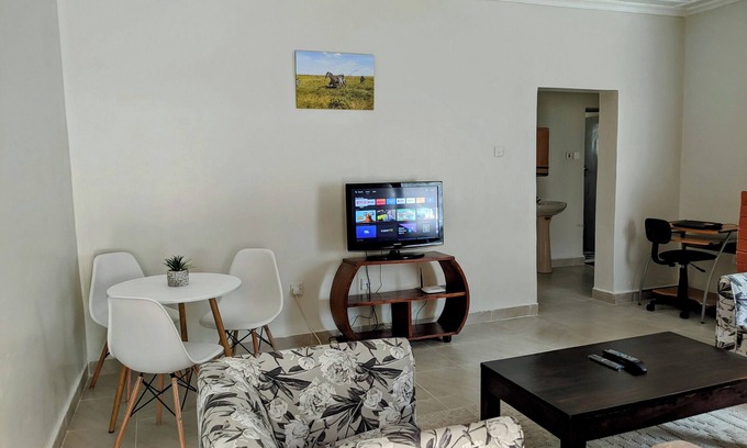 Ngong Haus | Charming, private and secure 2-bedroom guest bungalow in Ngong with WiFi