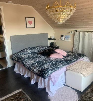 Lulea Haus | Charming room with big bed