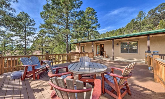 Ruidoso Haus | Charming Ruidoso Home with Deck and Lovely Views!
